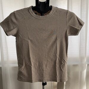UNIQLO Women’s Short Sleeve T-Shirt – Size Medium